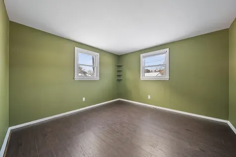 4 Portchester Drive Nashua NH 03062