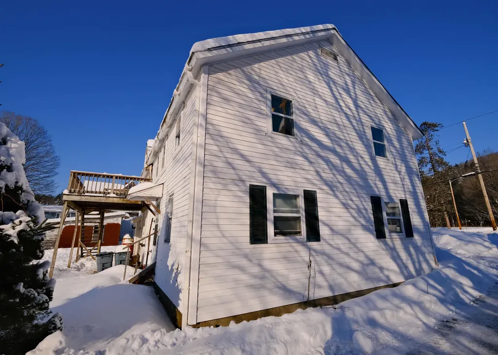 818 Main Street Cavendish VT 05142