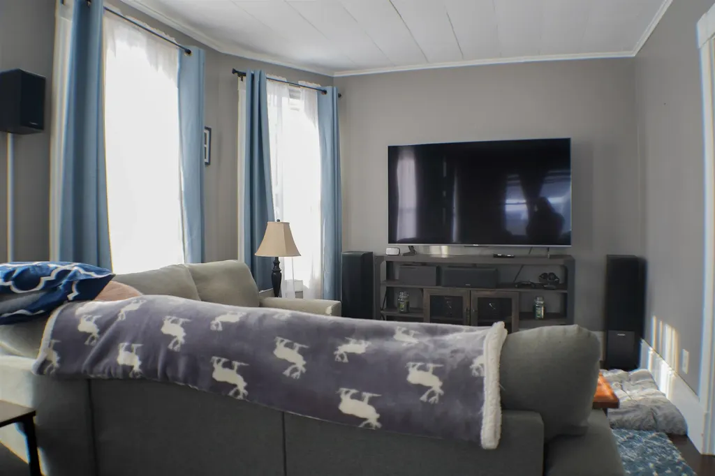 25 Gibbs Street Proctor VT 05765