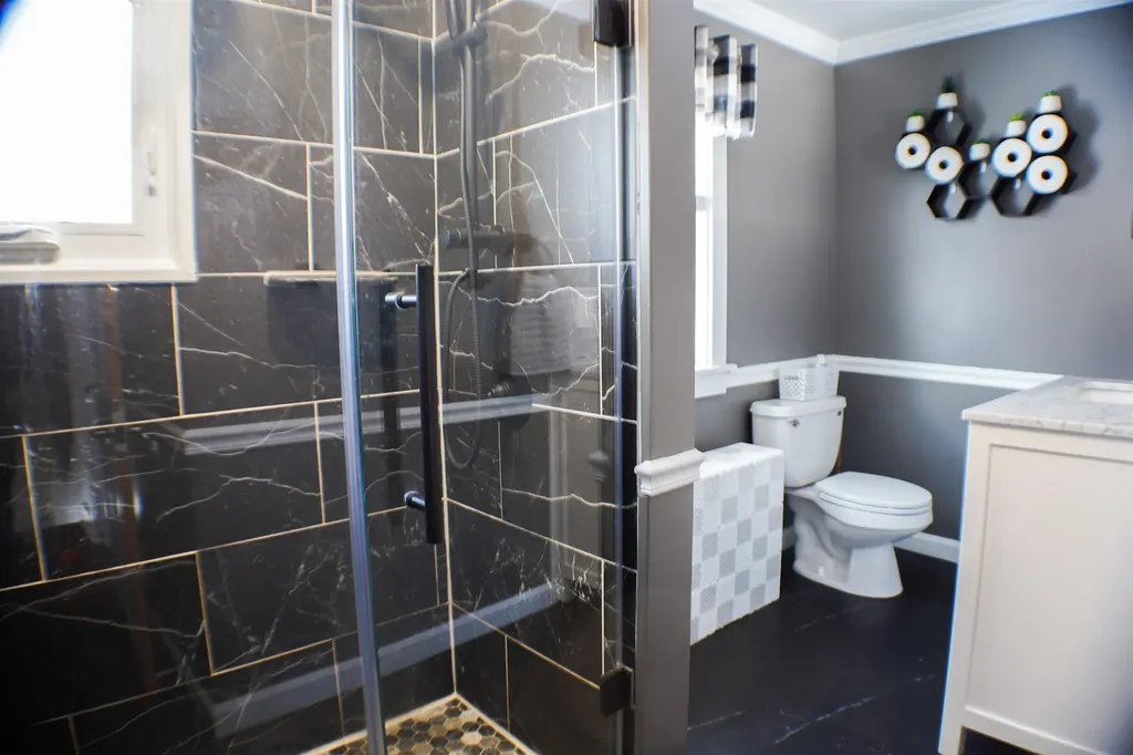 25 Gibbs Street Proctor VT 05765