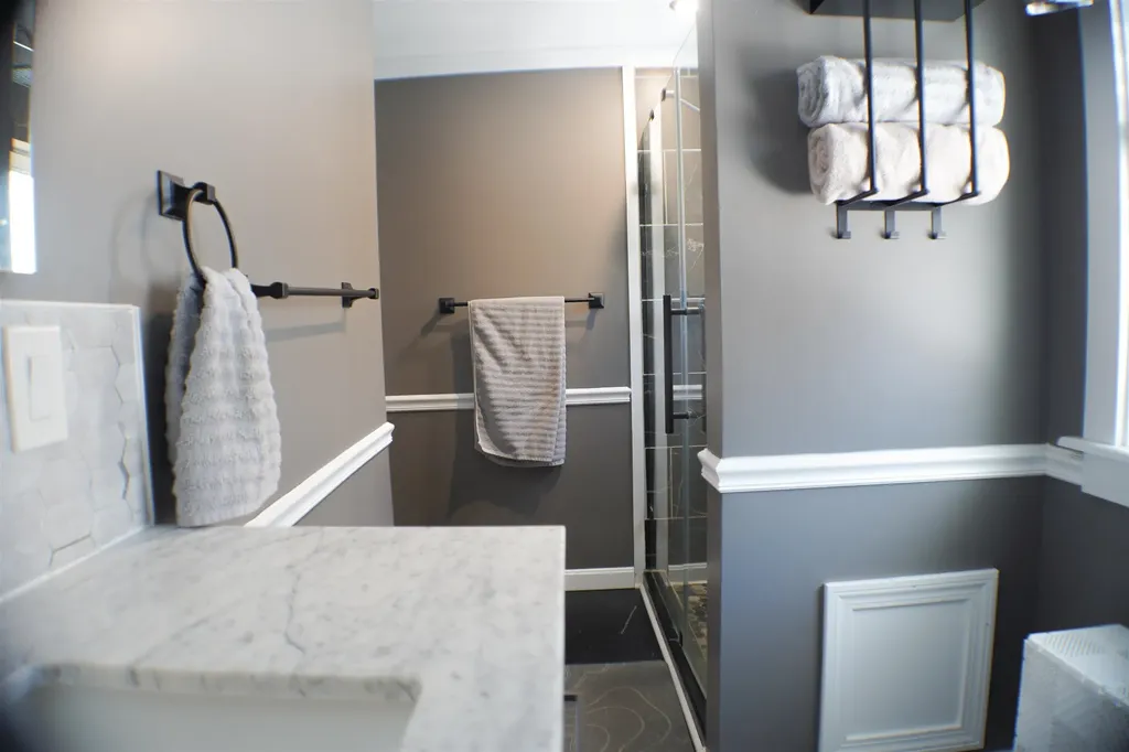 25 Gibbs Street Proctor VT 05765