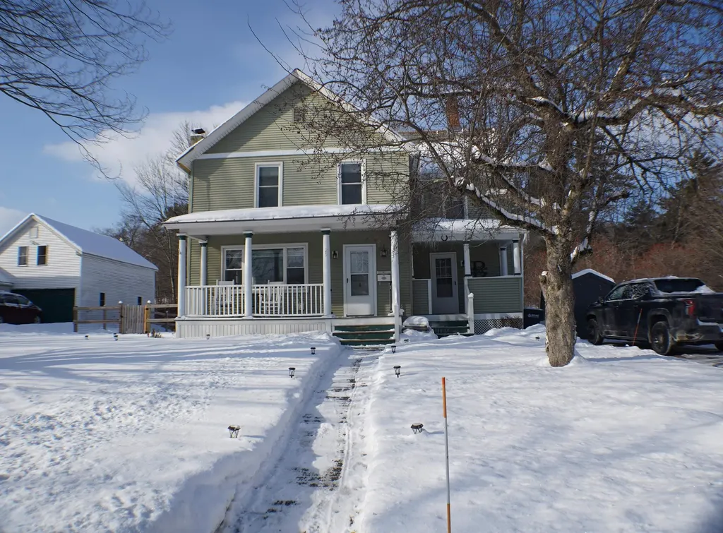 25 Gibbs Street Proctor VT 05765