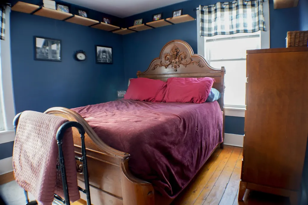 25 Gibbs Street Proctor VT 05765