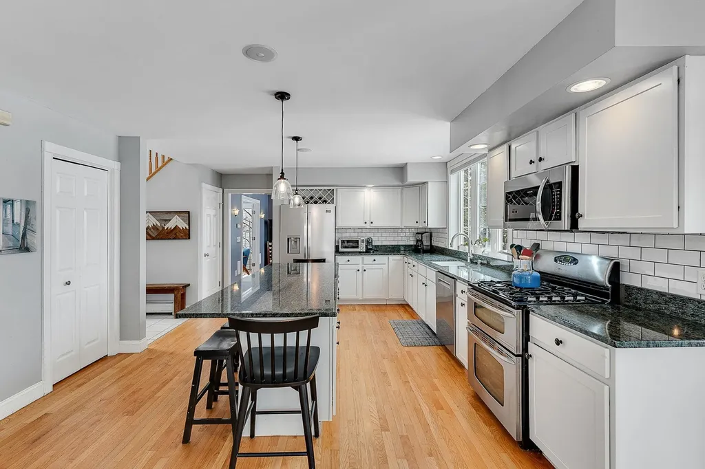 23 Vale Drive South Burlington VT 05403