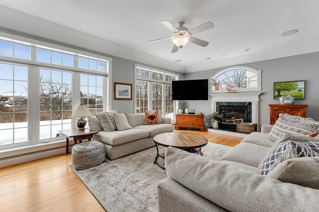 23 Vale Drive South Burlington VT 05403