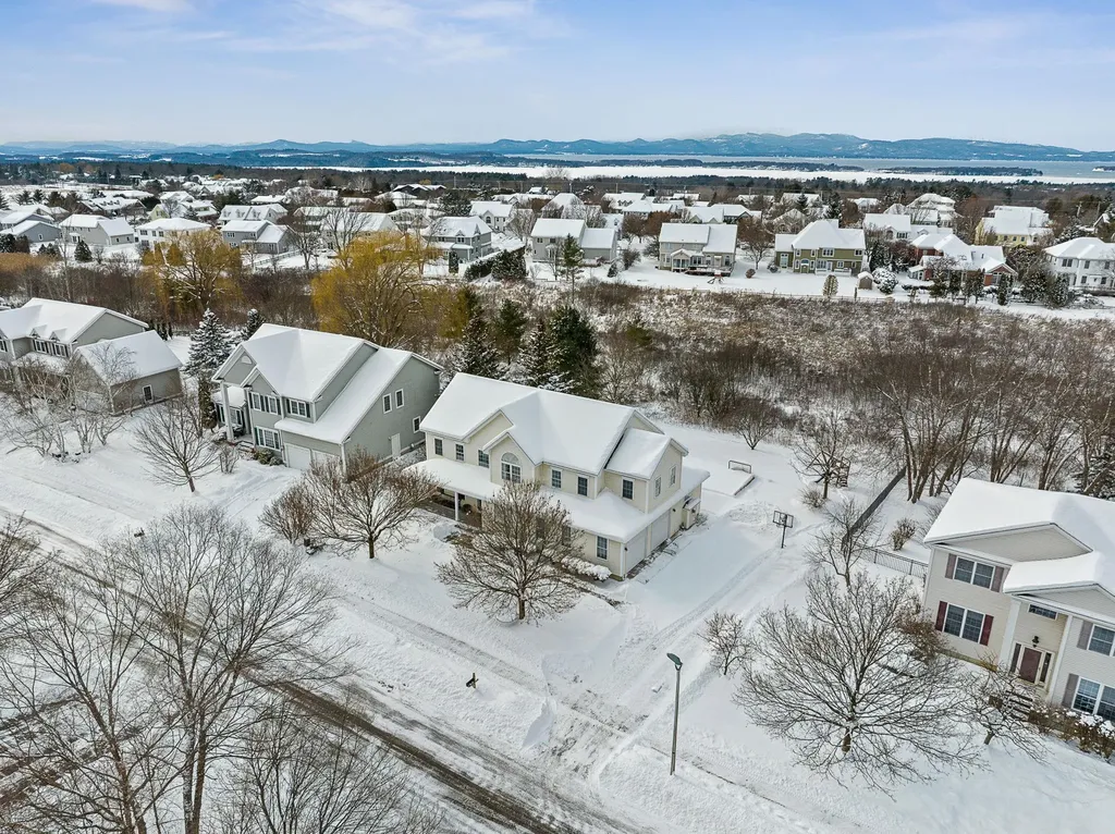23 Vale Drive South Burlington VT 05403