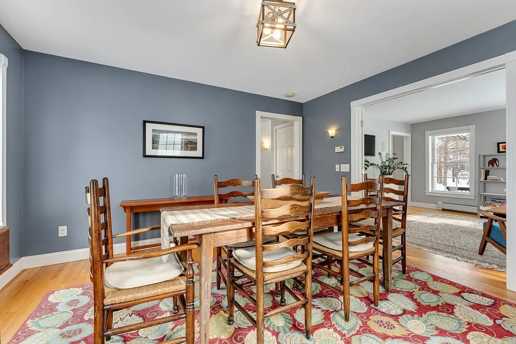 23 Vale Drive South Burlington VT 05403