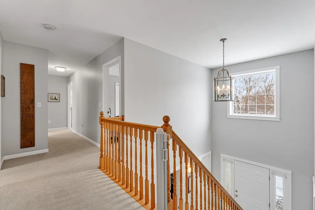 23 Vale Drive South Burlington VT 05403