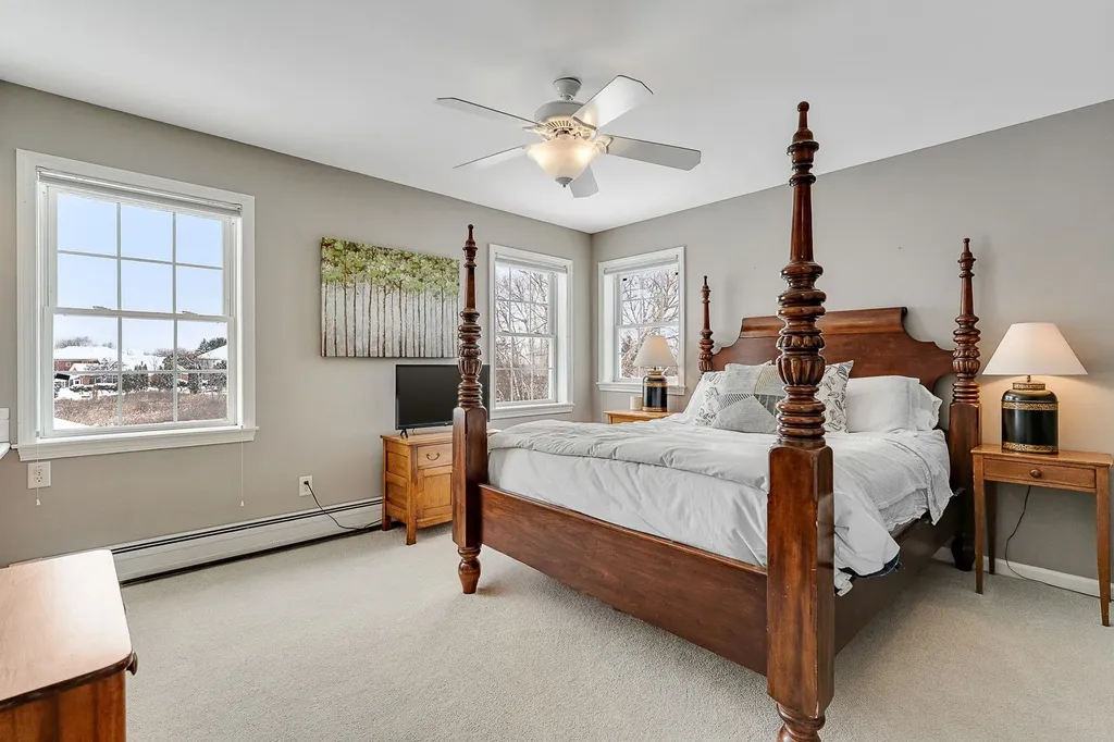 23 Vale Drive South Burlington VT 05403