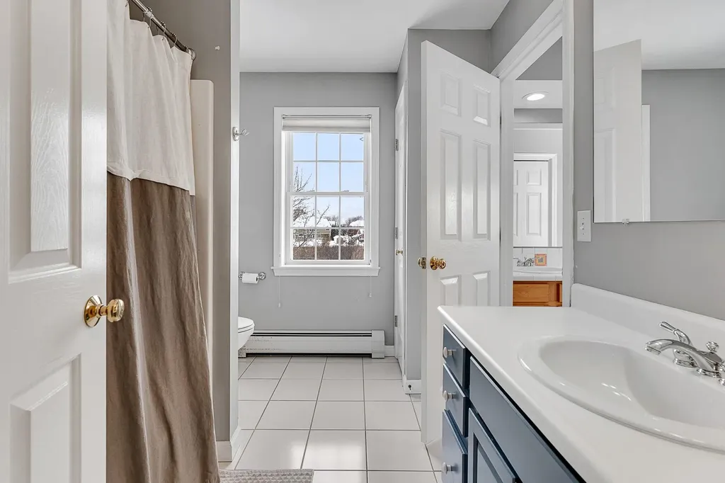 23 Vale Drive South Burlington VT 05403