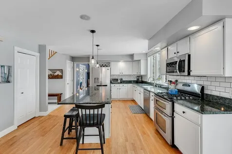 23 Vale Drive South Burlington VT 05403