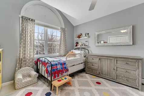 23 Vale Drive South Burlington VT 05403