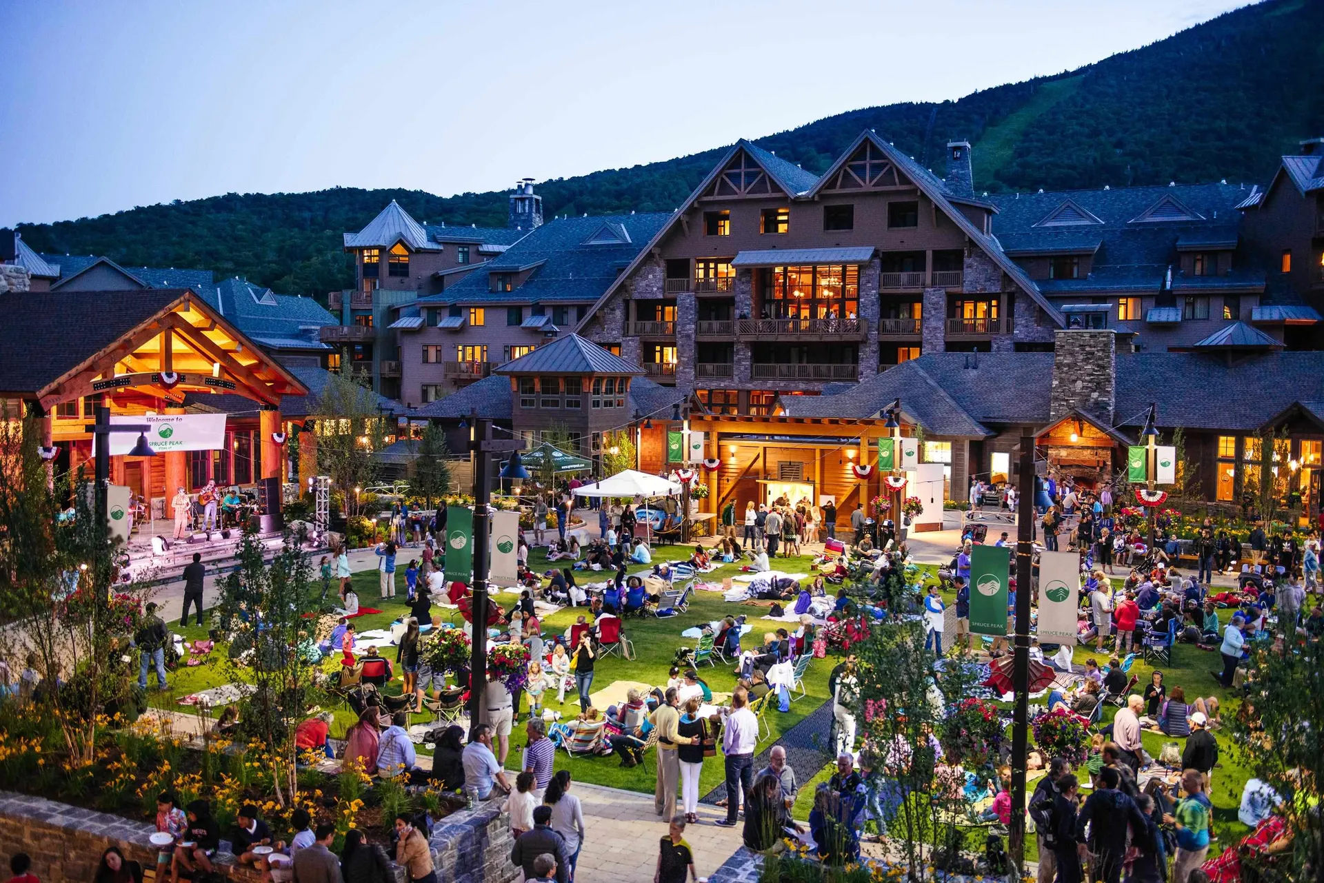 7412 Mountain Road Stowe VT 05672