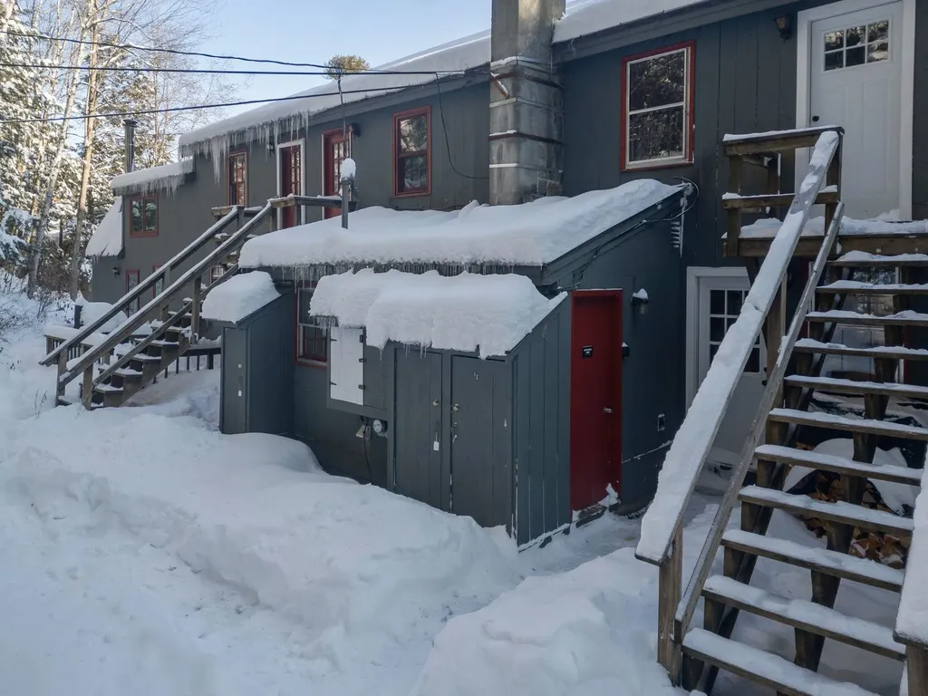 574 Willard Road Hartford VT 05001