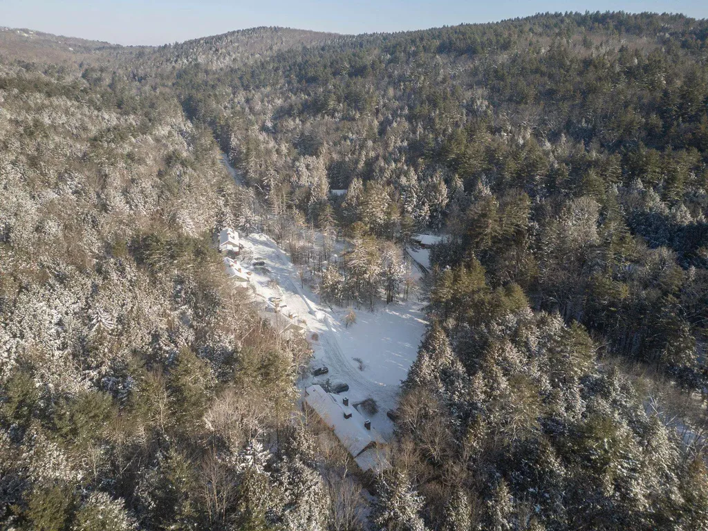 574 Willard Road Hartford VT 05001