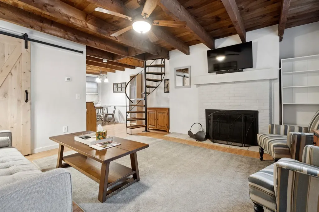 574 Willard Road Hartford VT 05001