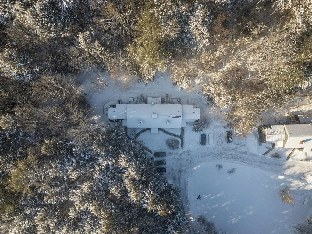 574 Willard Road Hartford VT 05001