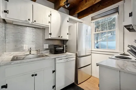 574 Willard Road Hartford VT 05001