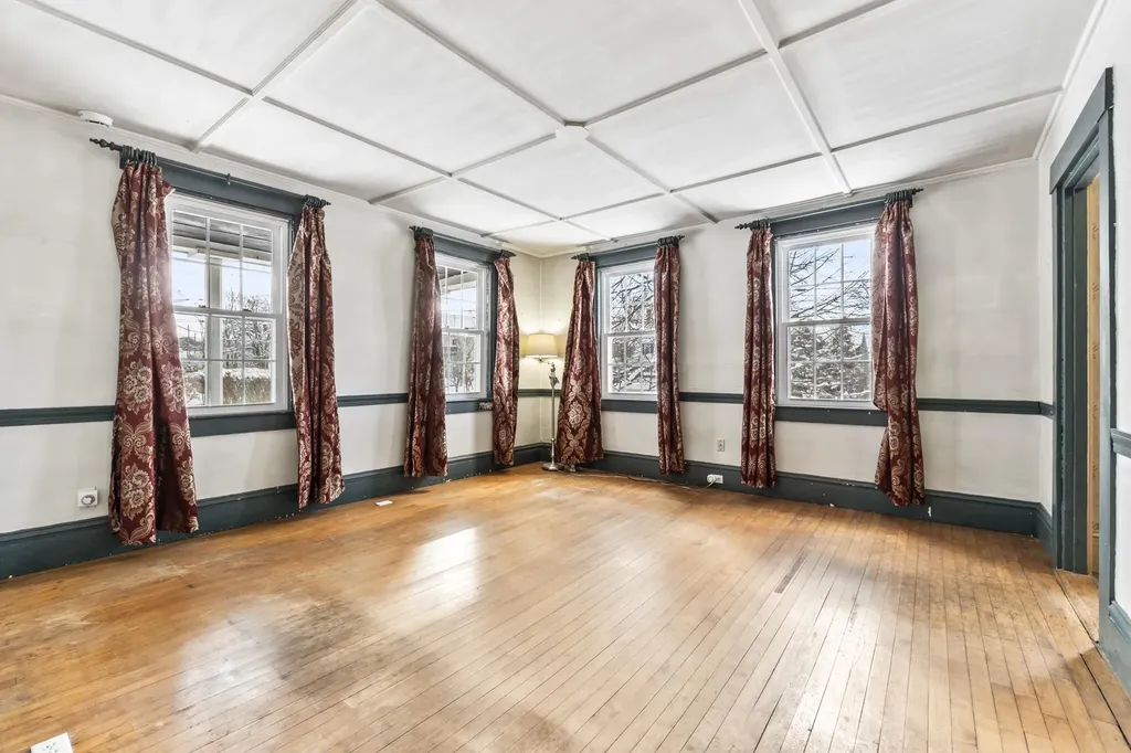 14 Berwick Road South Berwick ME 03908