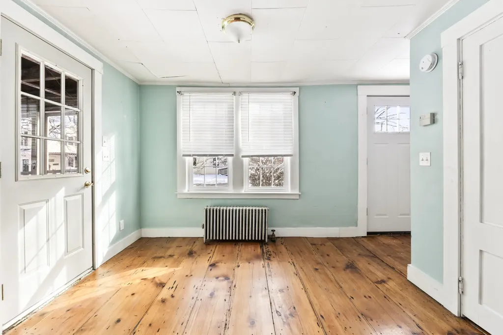 14 Berwick Road South Berwick ME 03908