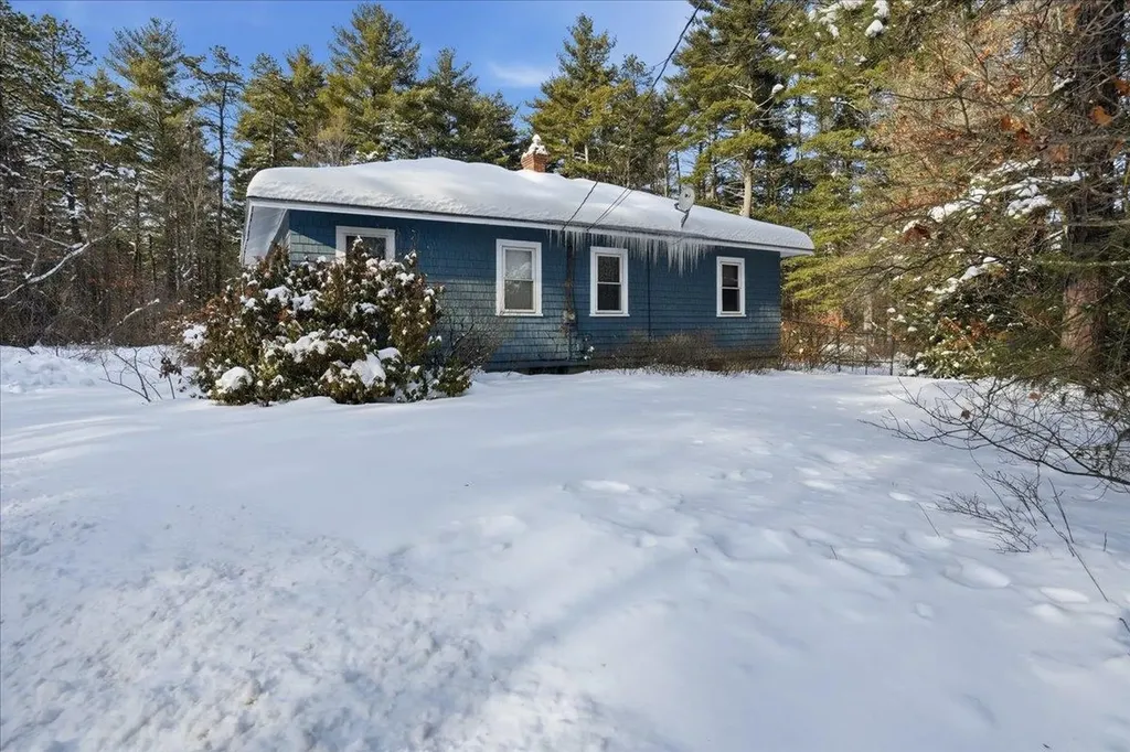 405 Upland Street Manchester NH 03102