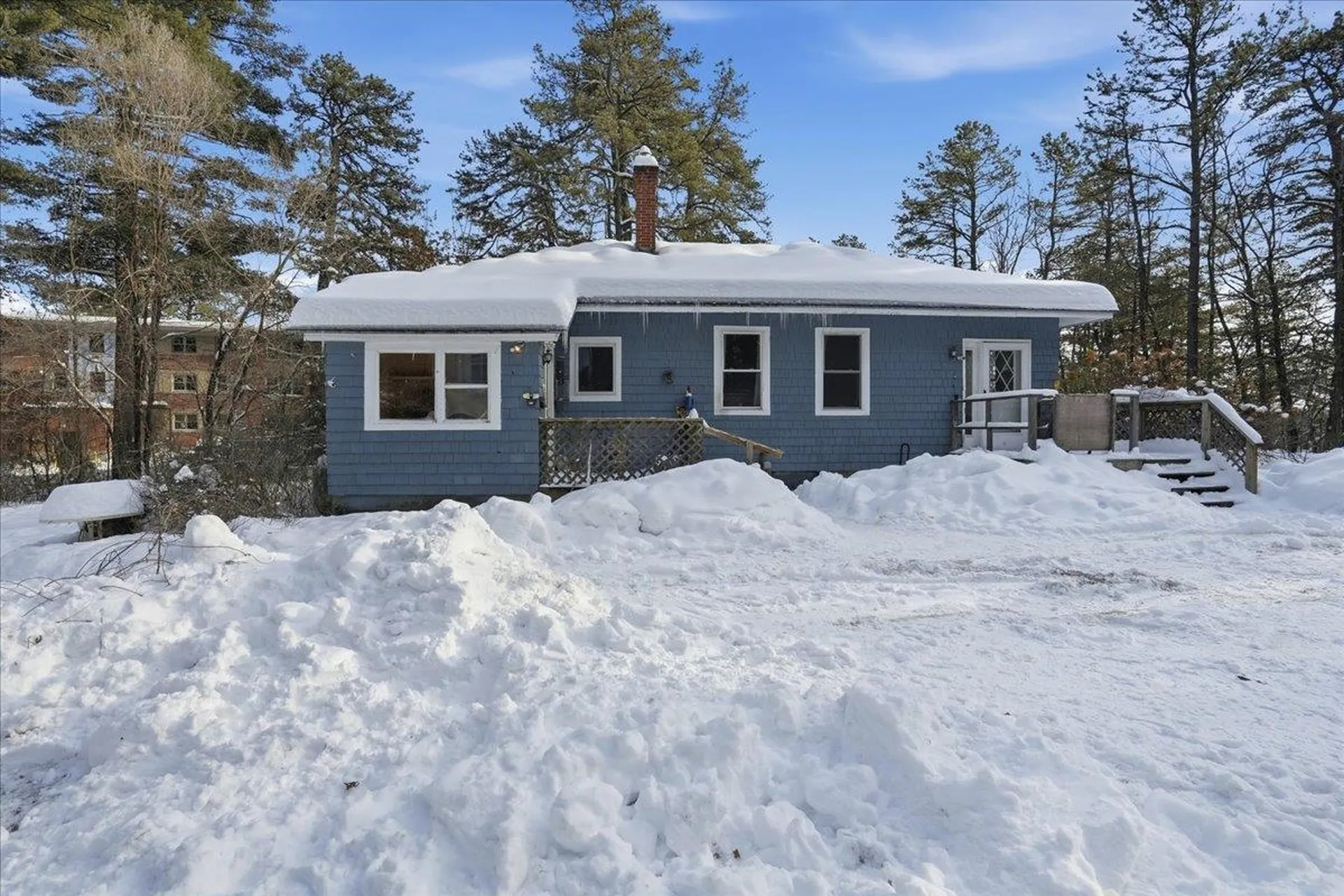 405 Upland Street Manchester NH 03102