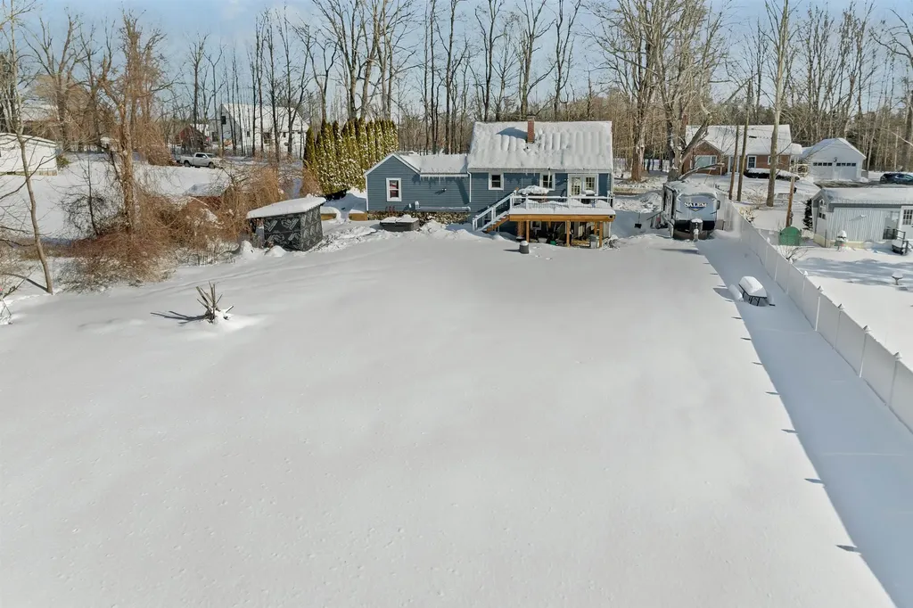 102 Elm Street Epping NH 03042