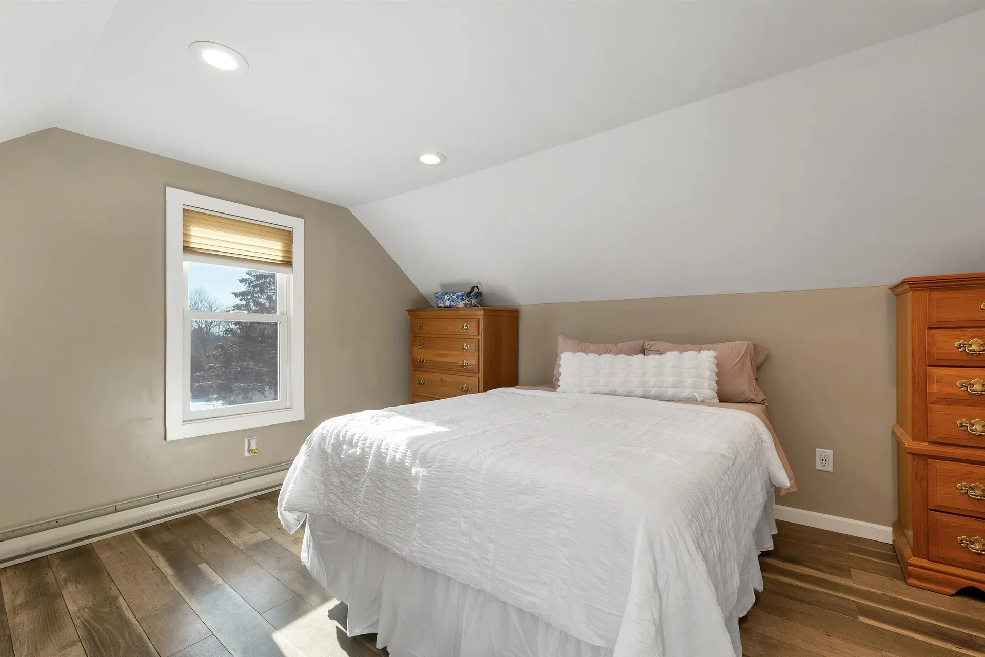 102 Elm Street Epping NH 03042