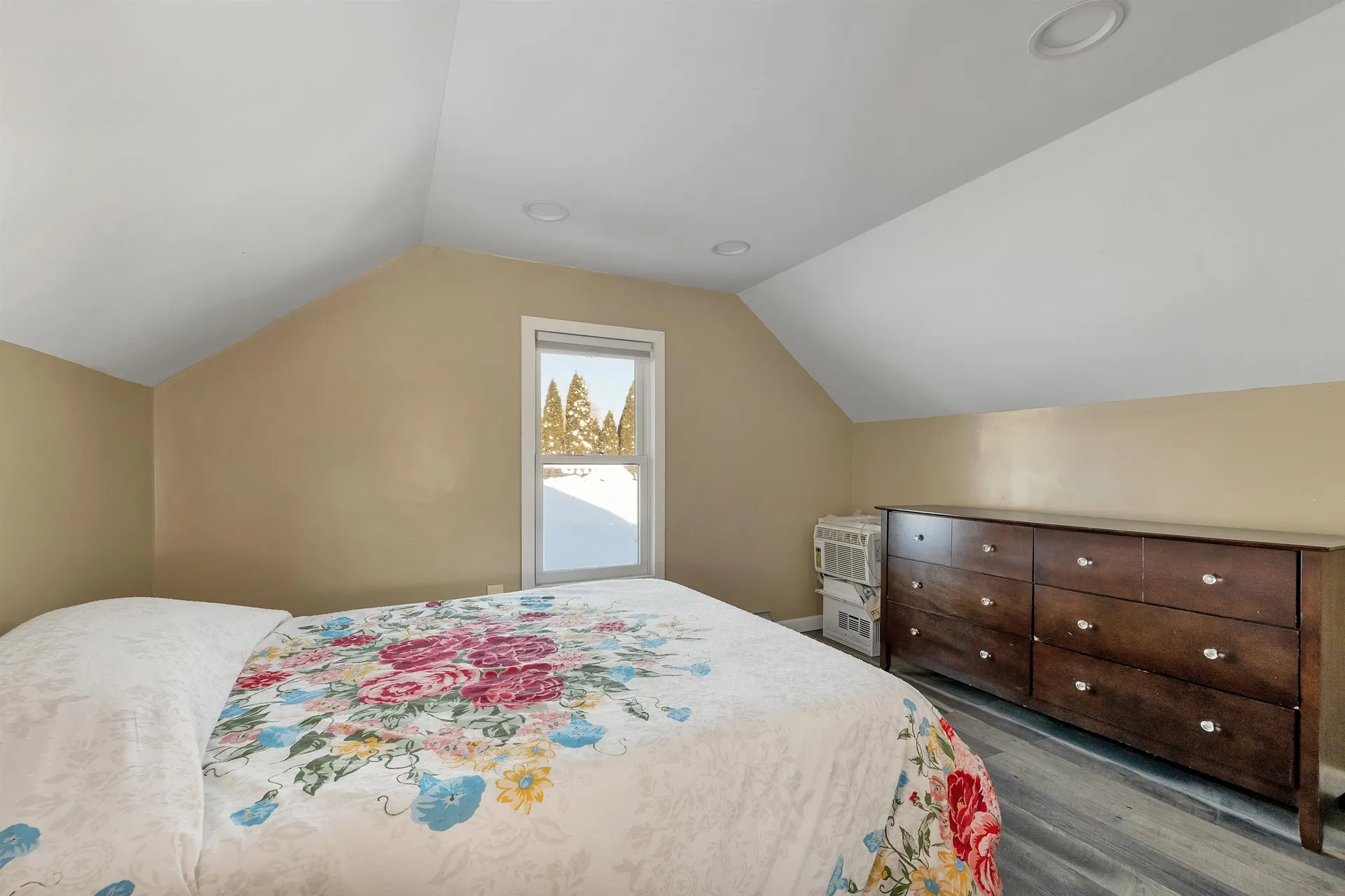 102 Elm Street Epping NH 03042