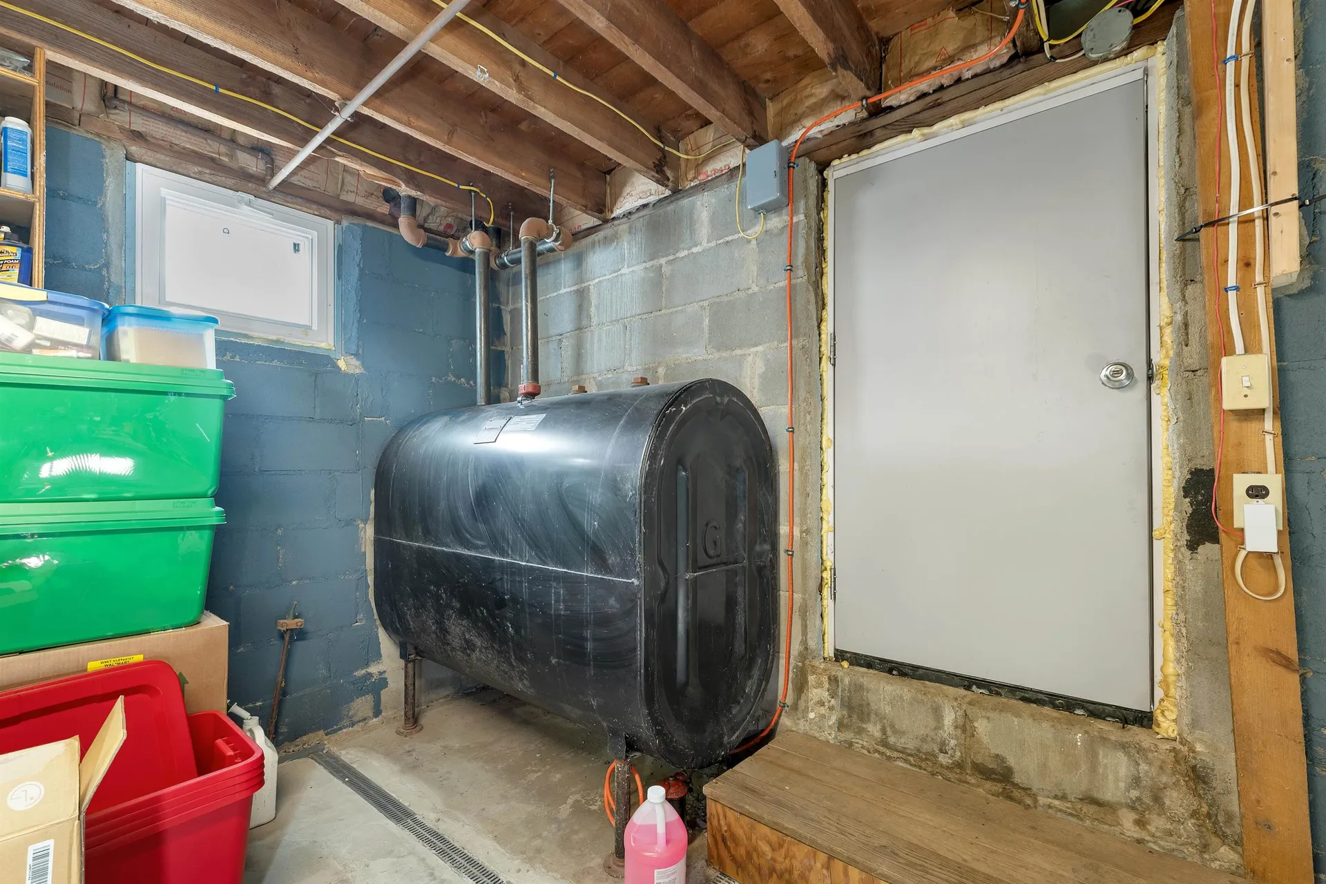 102 Elm Street Epping NH 03042