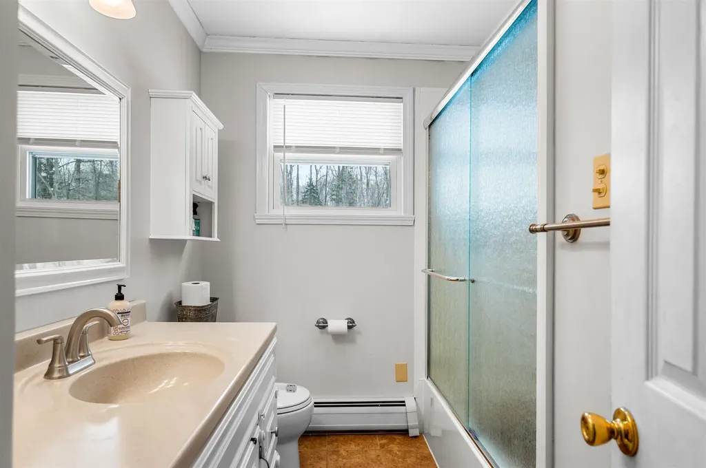 14 Crescent Lane Barre Town VT 05641