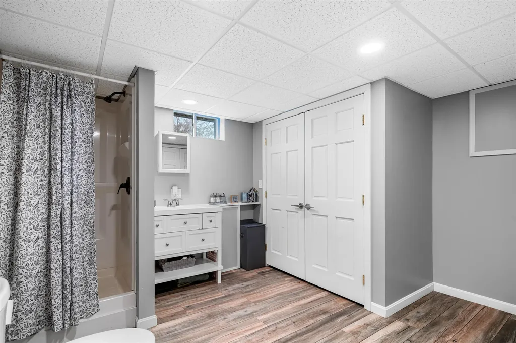 14 Crescent Lane Barre Town VT 05641