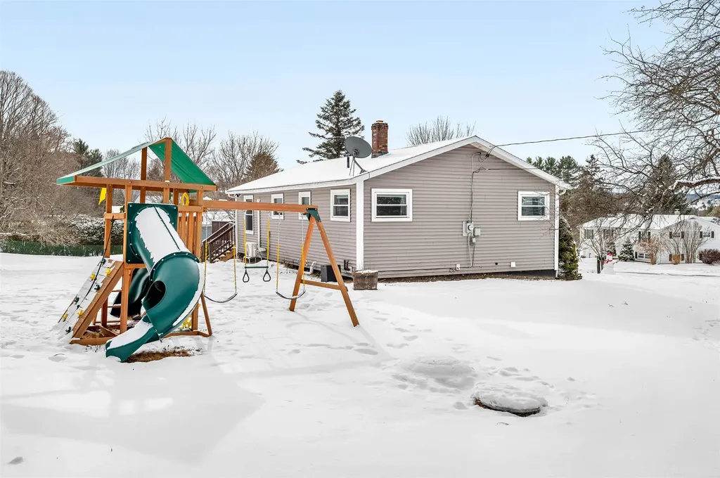 14 Crescent Lane Barre Town VT 05641