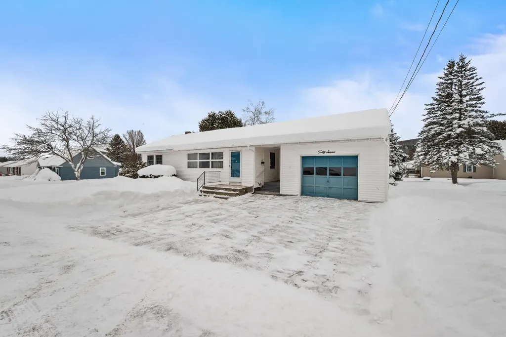 47 Haven Avenue Berlin NH 03570