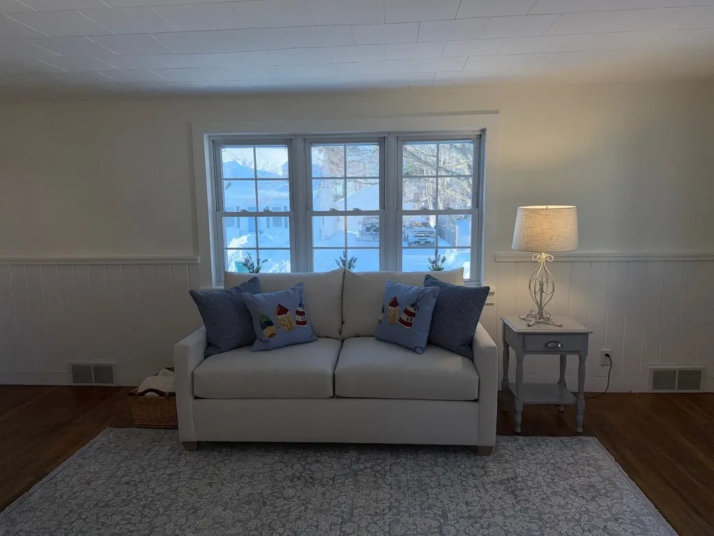 6 Rice Terrace Hampton NH 03842