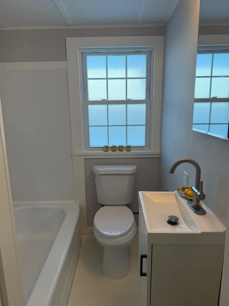 6 Rice Terrace Hampton NH 03842