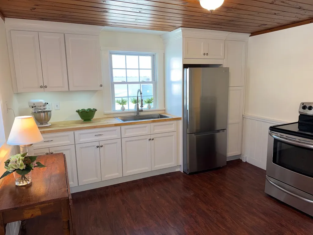 6 Rice Terrace Hampton NH 03842