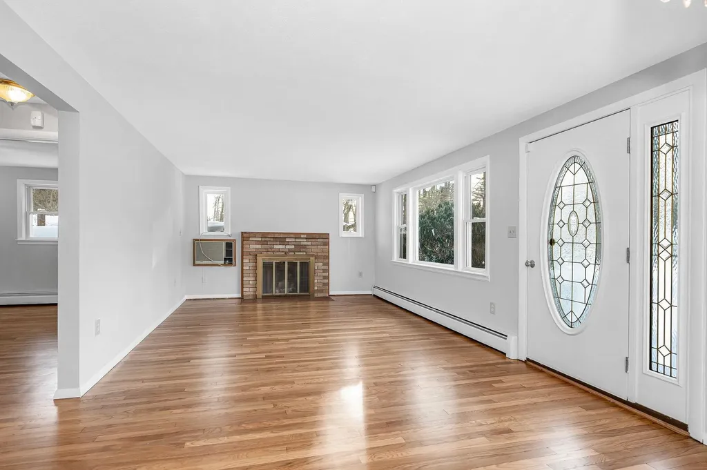 5 Craven Terrace Derry NH 03038