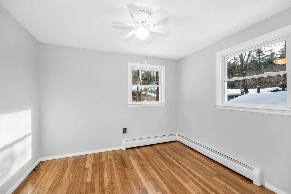 5 Craven Terrace Derry NH 03038