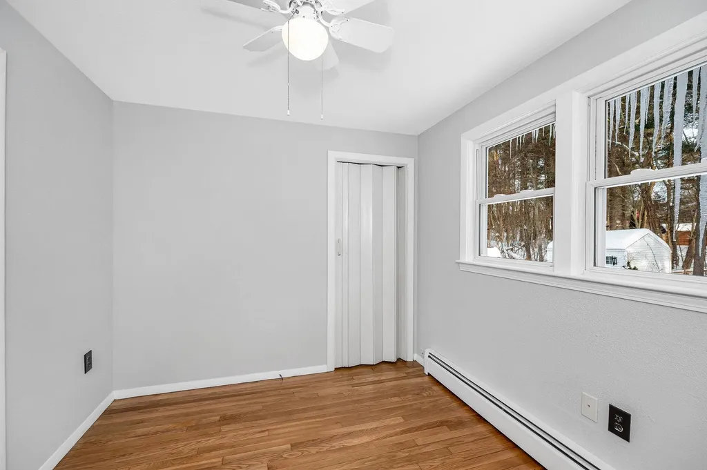 5 Craven Terrace Derry NH 03038