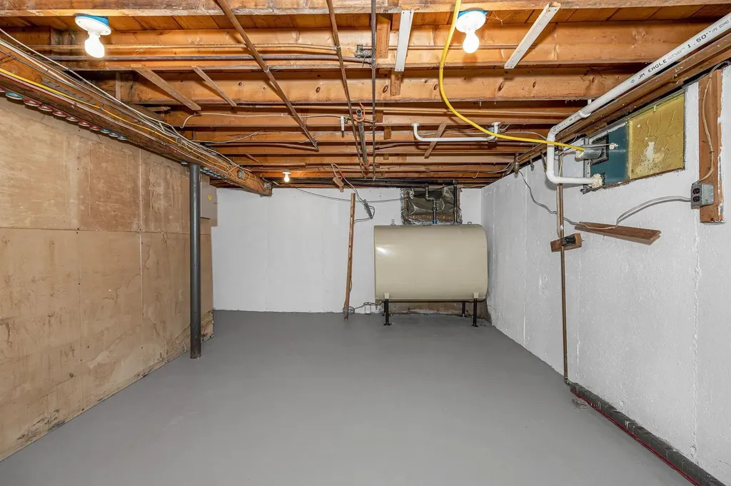 5 Craven Terrace Derry NH 03038