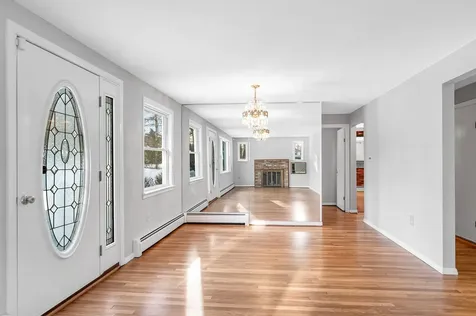 5 Craven Terrace Derry NH 03038