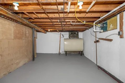 5 Craven Terrace Derry NH 03038