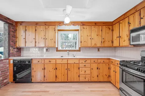 5 Craven Terrace Derry NH 03038