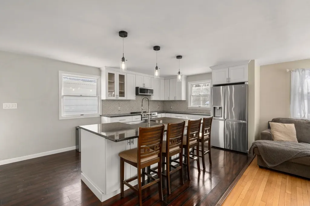 48 Butler Street Salem NH 03079