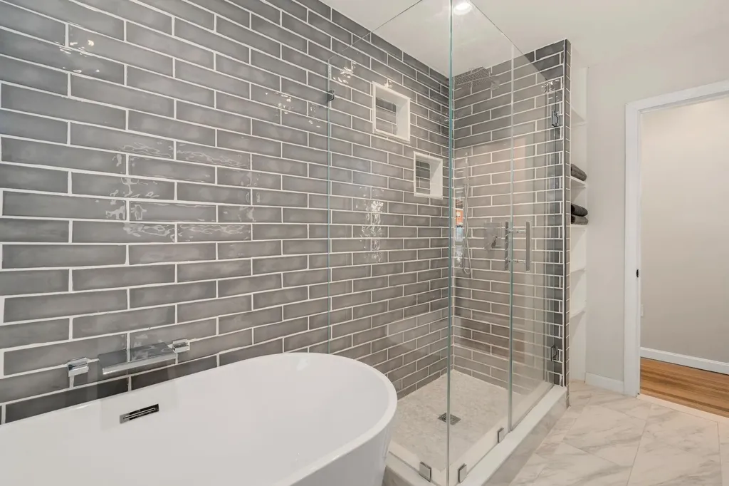 48 Butler Street Salem NH 03079