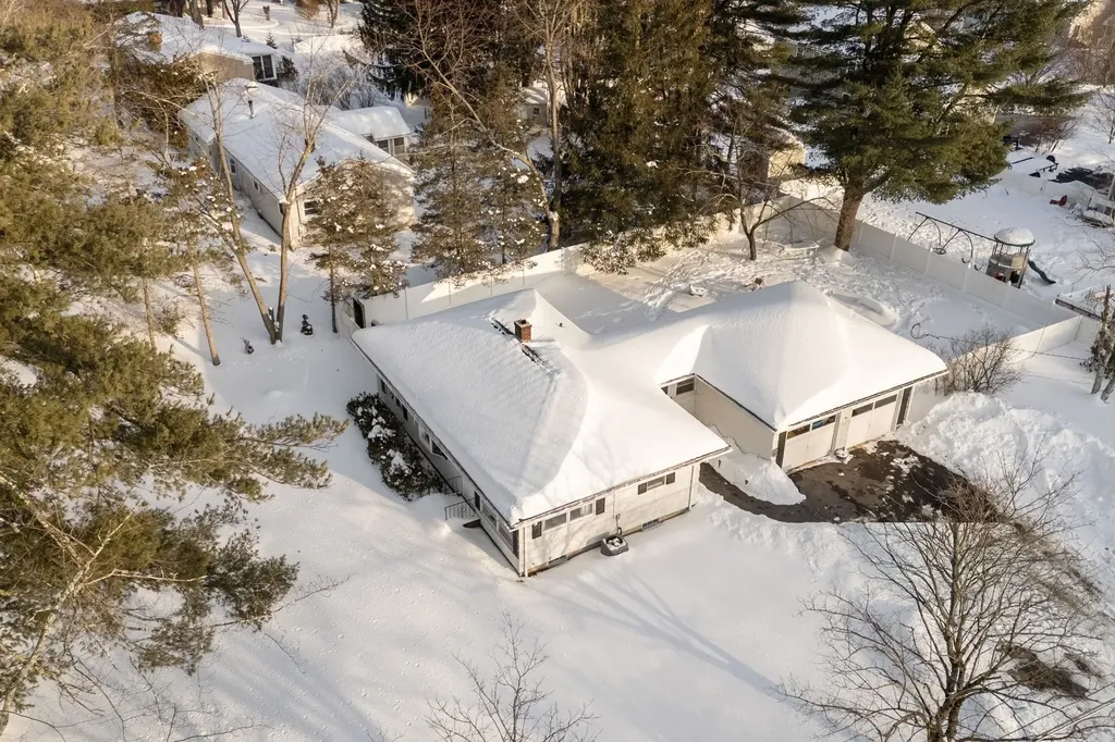 48 Butler Street Salem NH 03079