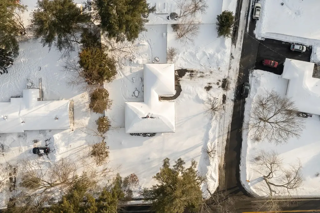 48 Butler Street Salem NH 03079