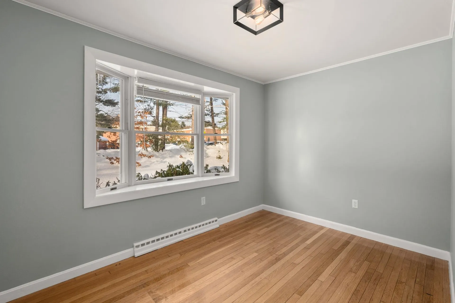 48 Butler Street Salem NH 03079