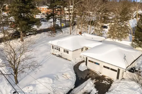 48 Butler Street Salem NH 03079